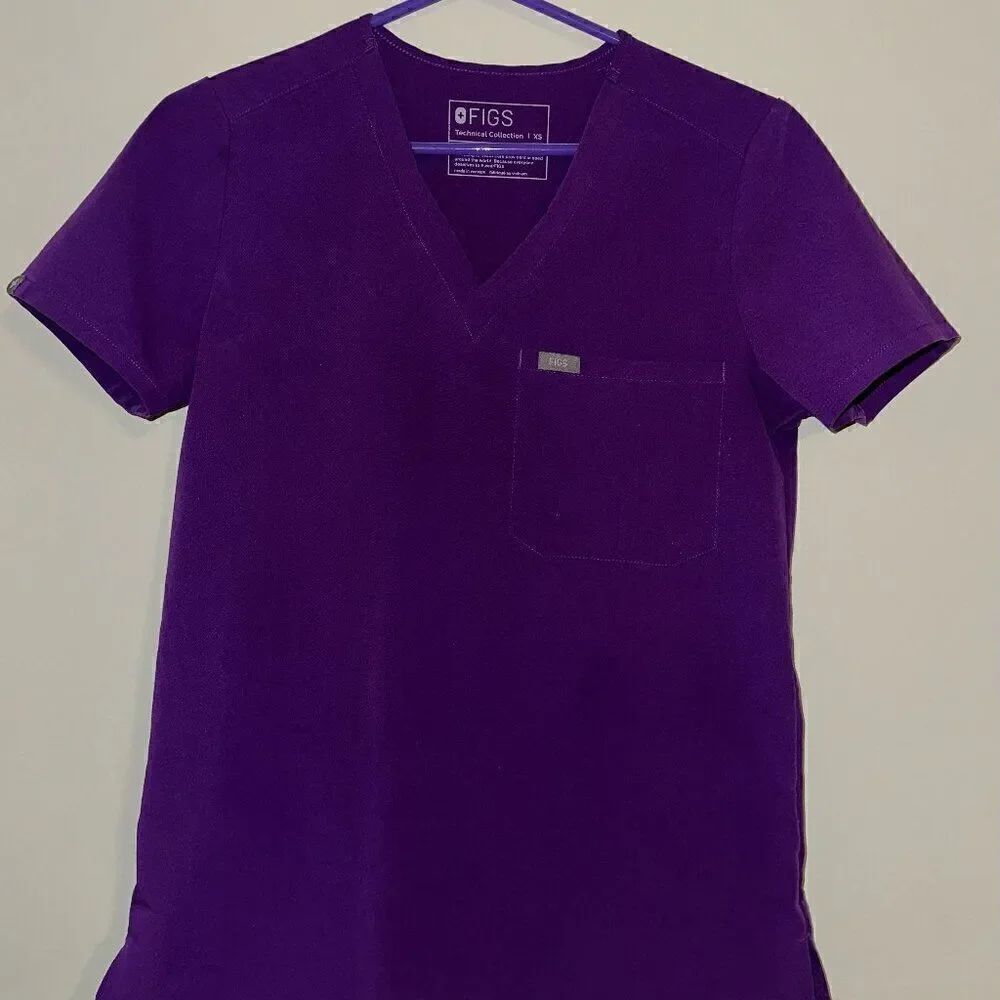 FIGS Technical Collection Purple Scrub Top SIZE XS